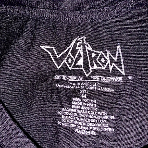 Like New/New w/o tag VOLTRON Defender Of The Universe Medium Black Graphic Tee - Picture 6 of 6